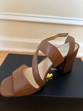 Brooks Brothers Tan Strappy Block Heel Sandals